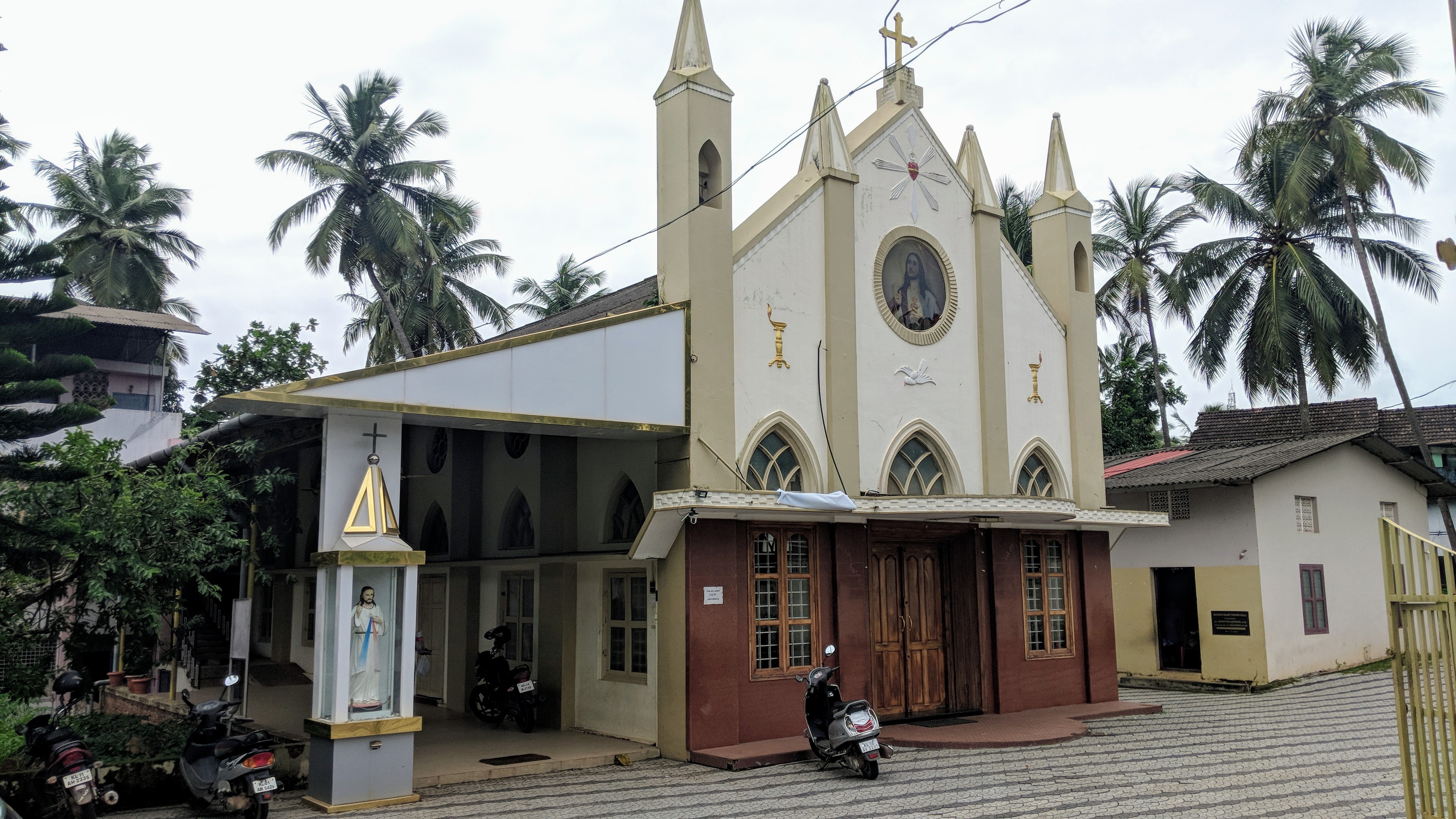 Sacred Heart Church Cheruvannur, Feroke