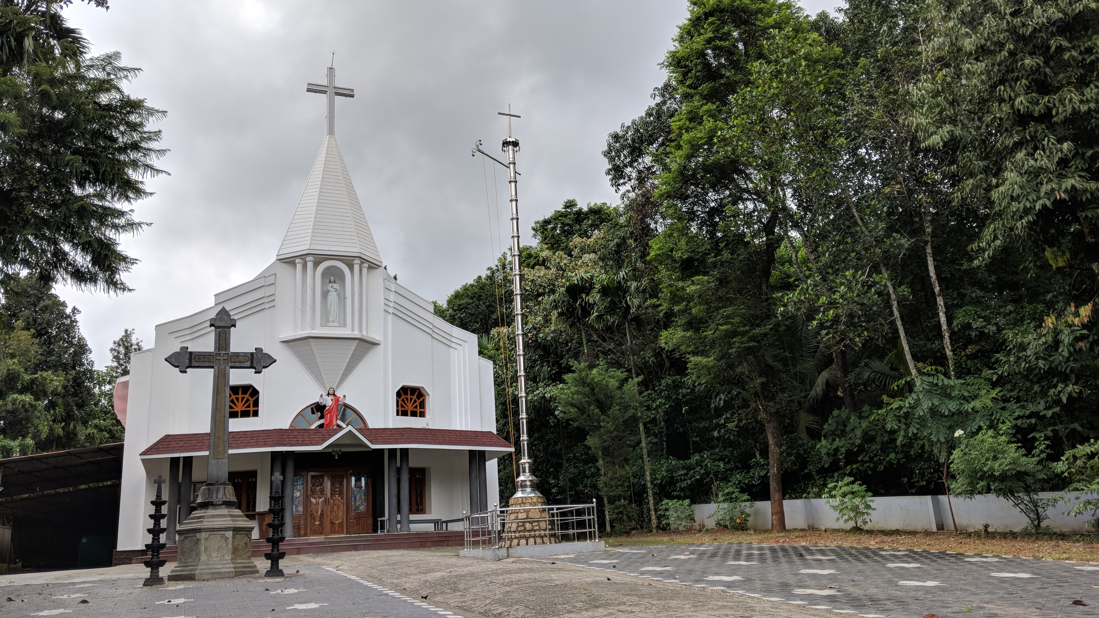 Holy Cross Church, Poomala