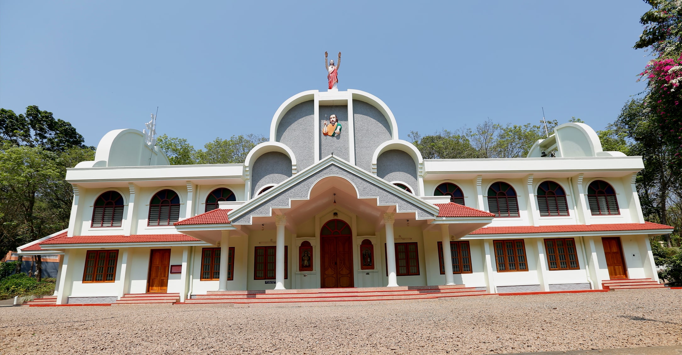 ST. THOMAS CHURCH