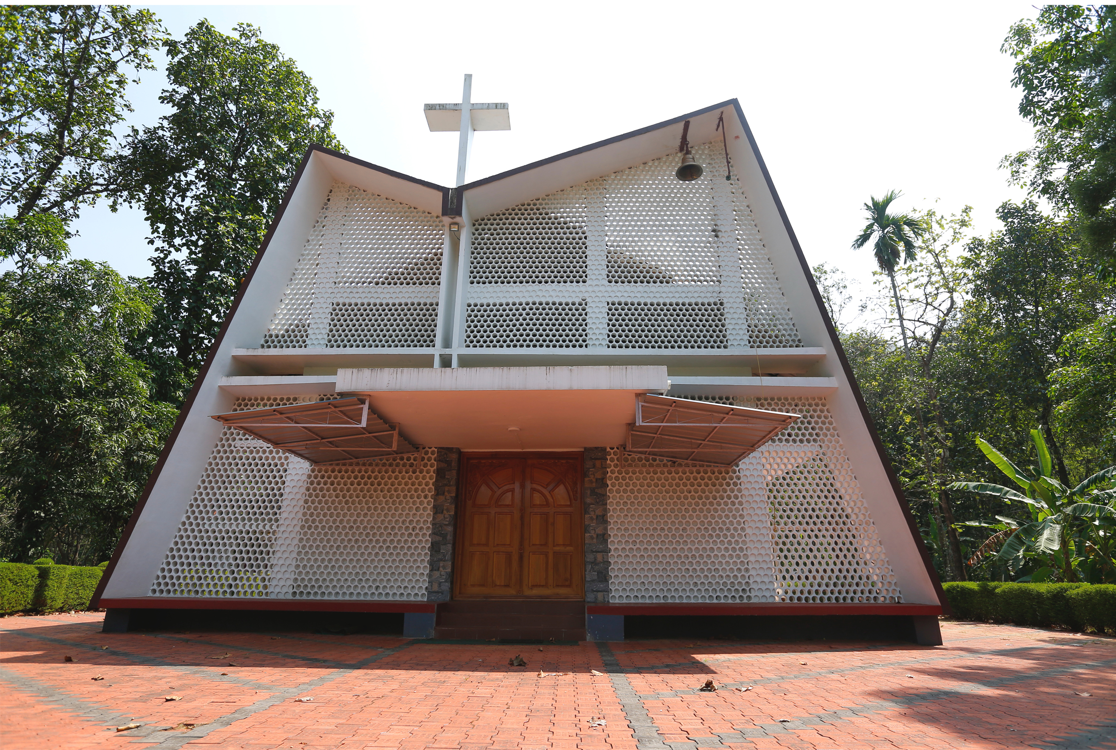 ST. THOMAS CHURCH