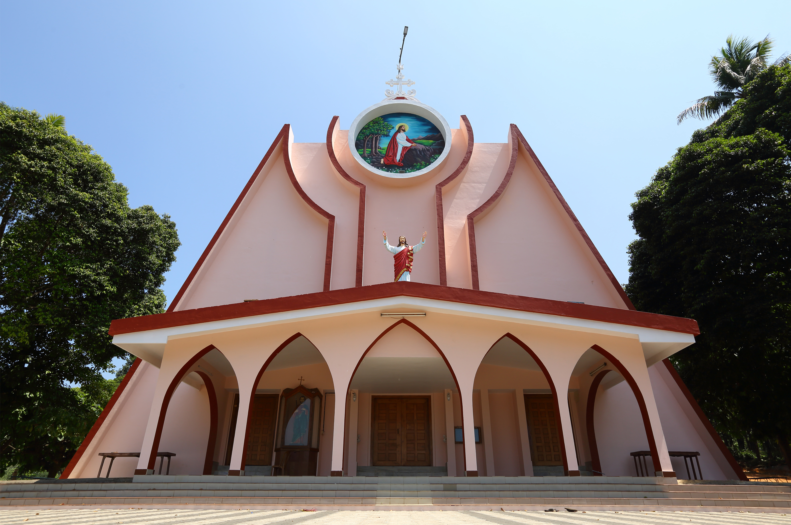 ST.THOMAS CHURCH